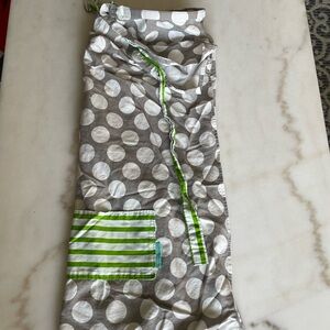 2/$15🍒 Gray and White Polka Dot Nursing Cover